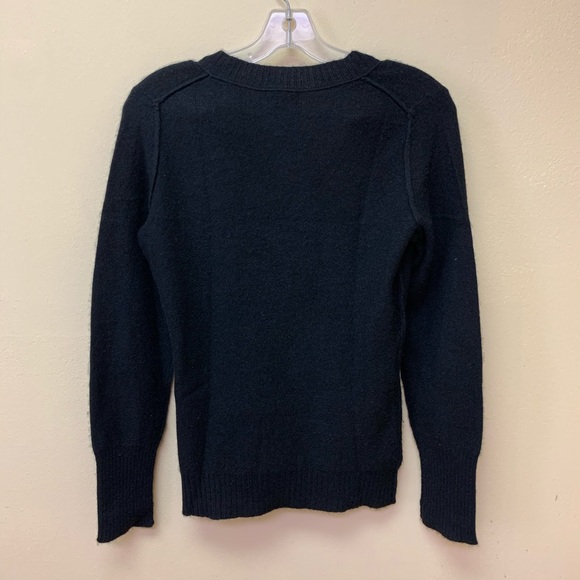 AQUA V-Neck Cashmere Sweater - Picture 5 of 8